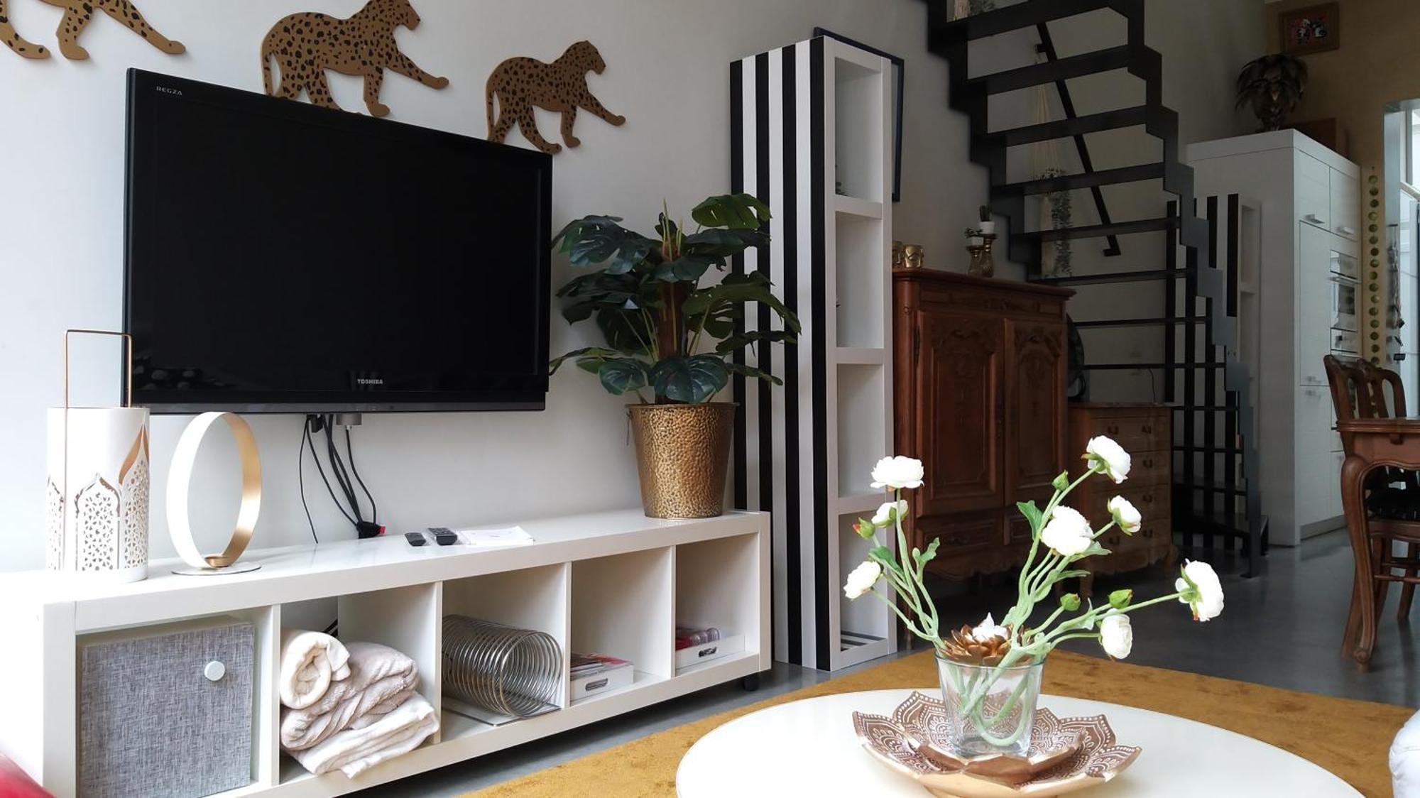 Wellness Loft With Sauna, Jacuzzi, Roof Terrace & Amazing View Appartement Antwerpen Buitenkant foto