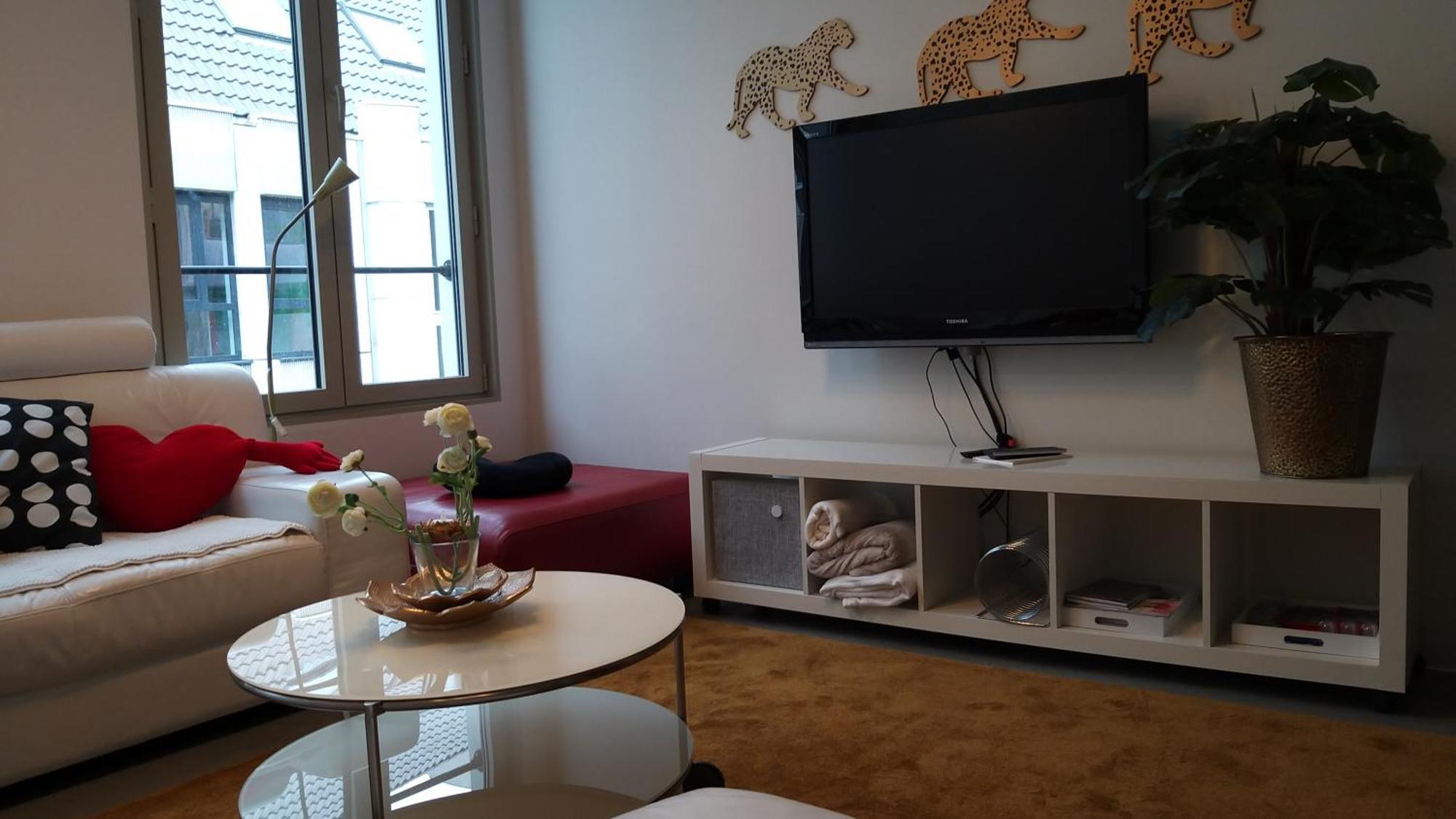 Wellness Loft With Sauna, Jacuzzi, Roof Terrace & Amazing View Appartement Antwerpen Buitenkant foto