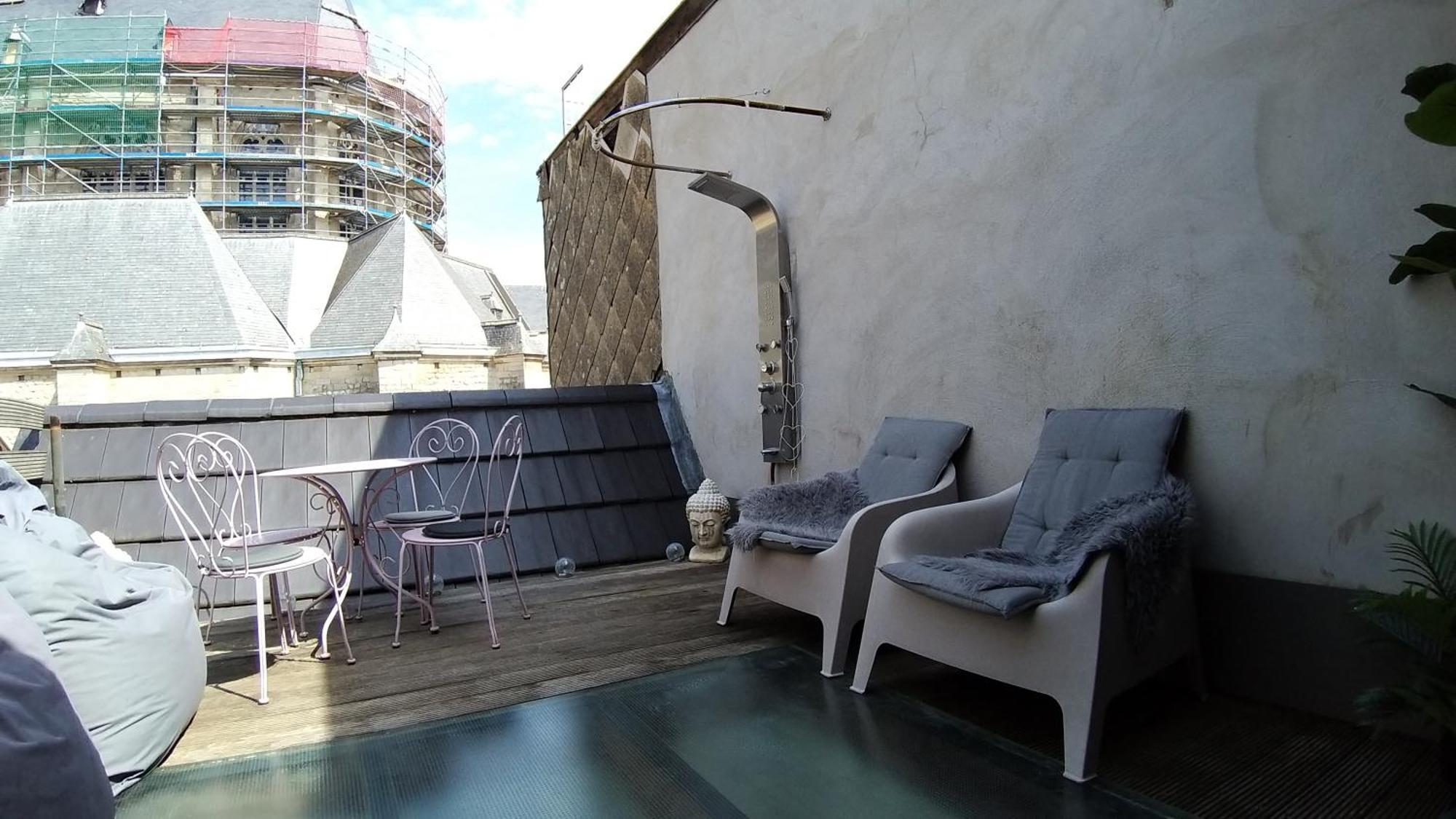 Wellness Loft With Sauna, Jacuzzi, Roof Terrace & Amazing View Appartement Antwerpen Buitenkant foto